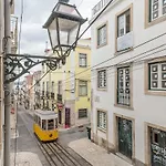 Baroque With Patio Portuguese Soul Bica Tram 4p * 리스본
