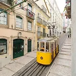 Baroque With Patio Portuguese Soul Bica Tram 4p 아파트