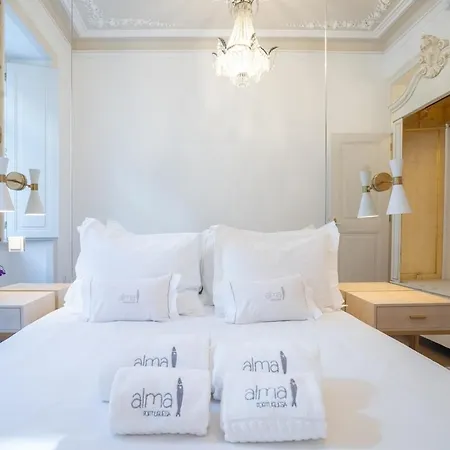 Appartamento Baroque With Patio Portuguese Soul Bica Tram 4p *