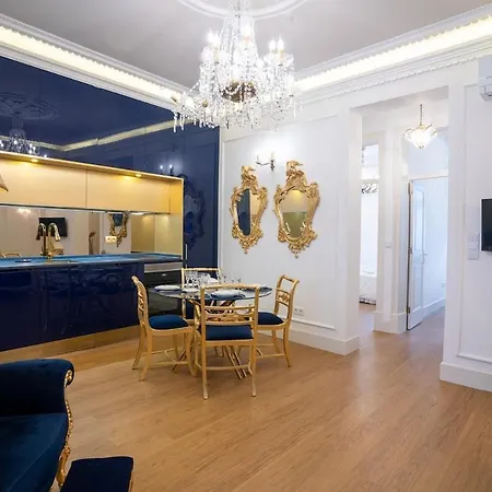 Baroque With Patio Portuguese Soul Bica Tram 4p Lisbona