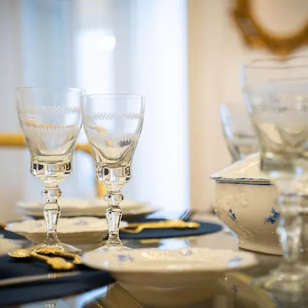 Appartamento Baroque With Patio Portuguese Soul Bica Tram 4p Lisbona