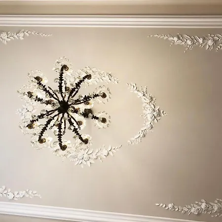 Baroque With Patio Portuguese Soul Bica Tram 4p Appartamento